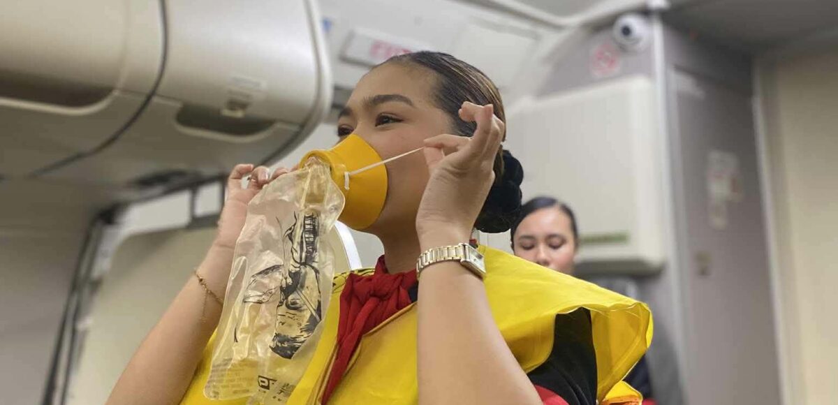Flight attendant safety demo